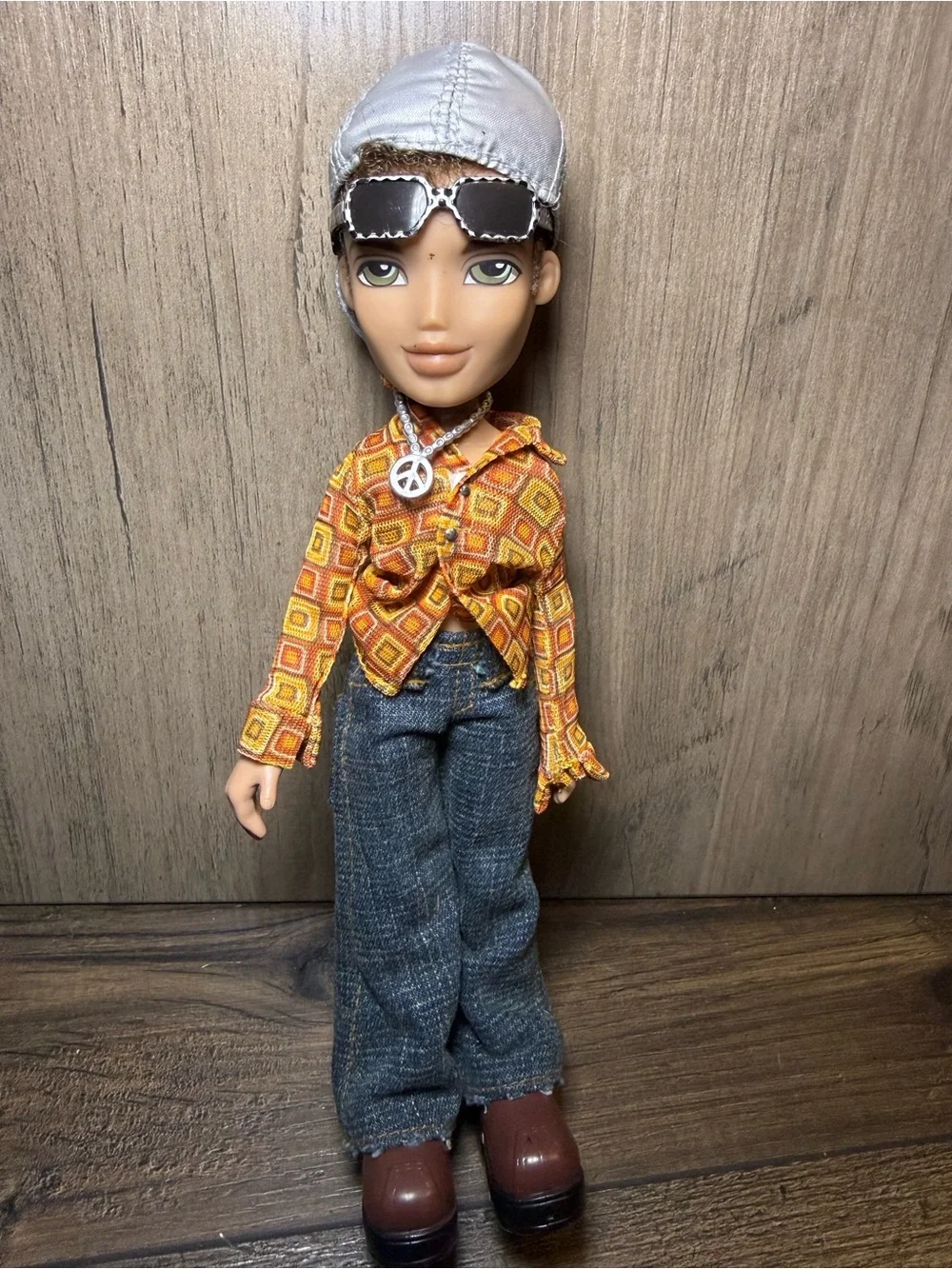 Vintage Bratz Boyz Dylan Doll First Edition Original Outfits